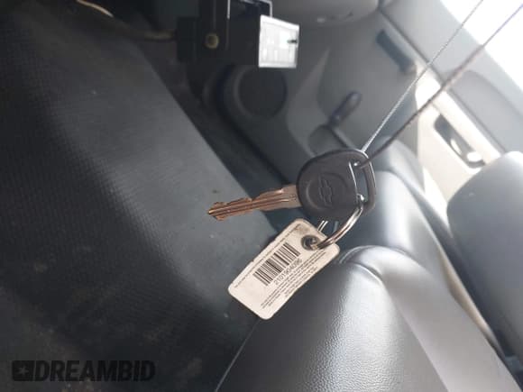 ✅ 2012 Chevrolet Silverado 1500 Work Truck • VIN: 1GCNCPEX4CZ106138 • Lot: 42618201. Listed on IAAI with 307,583 mi. Free auction sales archive from the USA and detailed vehicle history report at DreamBid. Image 11.