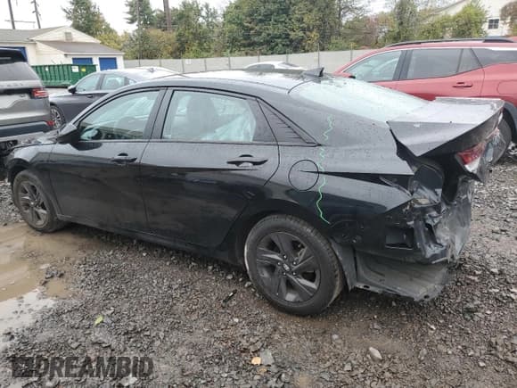 ✅ 2022 Hyundai Elantra SEL • VIN: 5NPLM4AG8NH074975 • Lot: 86157395. Listed on Copart with 24,420 mi. Free auction sales archive from the USA and detailed vehicle history report at DreamBid. Image 2.