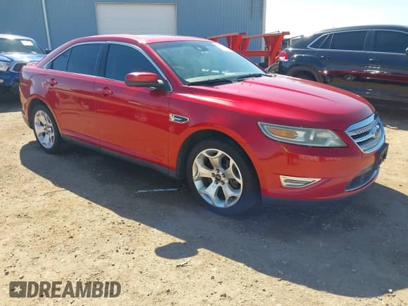✅ 2011 Ford Taurus SHO • VIN: 1FAHP2KTXBG100897 • Lot: 43458045. Wystawiony na IAAI z przebiegiem 109 468 mil. Bezpłatny archiwum sprzedaży aukcyjnych z USA i szczegółowy raport historii pojazdu na DreamBid. Zdjęcie 1.