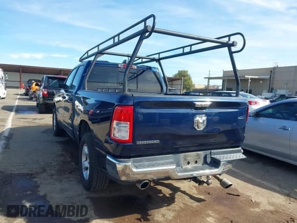 ✅ 2019 Ram 1500 Big Horn • VIN: 1C6RREBT8KN655621 • Lot: 41619737. Wystawiony na IAAI z przebiegiem 144 591 mil. Bezpłatny archiwum sprzedaży aukcyjnych z USA i szczegółowy raport historii pojazdu na DreamBid. Zdjęcie 3.