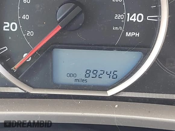 ✅ 2015 Toyota RAV4 LE • VIN: JTMZFREV9FD061346 • Лот: 43476147. Опубликован ранее на IAAI с пробегом 89 246 миль. Бесплатный доступ к архиву аукционных продаж из США и подробный отчёт об истории автомобиля на DreamBid. Изображение 15.