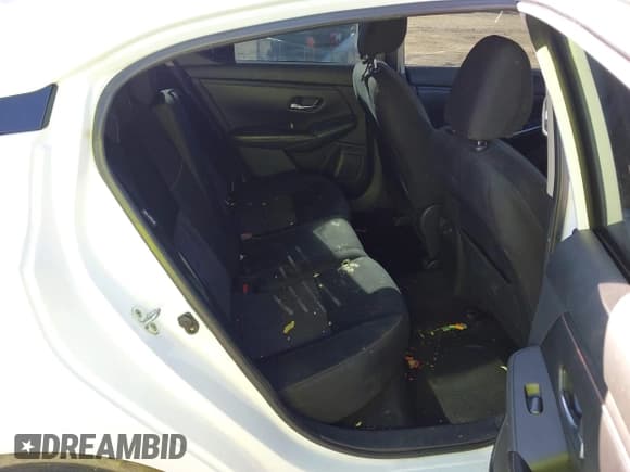 ✅ 2020 Nissan Sentra SR • VIN: 3N1AB8DV3LY209751 • Lot: 43585237. Listed on IAAI with 87,423 mi. Free auction sales archive from the USA and detailed vehicle history report at DreamBid. Image 8.