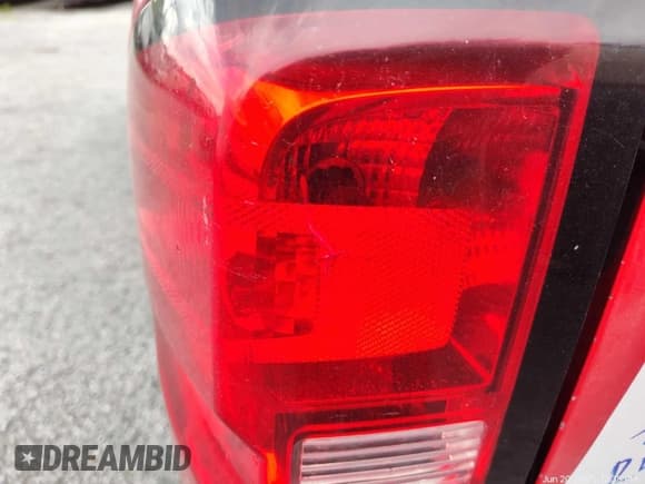 ✅ 2016 Chevrolet Silverado 2500HD Work Truck • VIN: 1GC2CUEG6GZ305778 • Lot: 42818736. Wystawiony na IAAI z przebiegiem 199 020 mil. Bezpłatny archiwum sprzedaży aukcyjnych z USA i szczegółowy raport historii pojazdu na DreamBid. Zdjęcie 1.