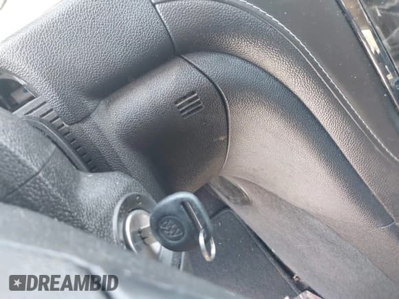 ✅ 2014 Buick Enclave Premium • VIN: 5GAKVCKD1EJ235182 • Lot: 42947412. Wystawiony na IAAI z przebiegiem Nie podano. Bezpłatny archiwum sprzedaży aukcyjnych z USA i szczegółowy raport historii pojazdu na DreamBid. Zdjęcie 11.