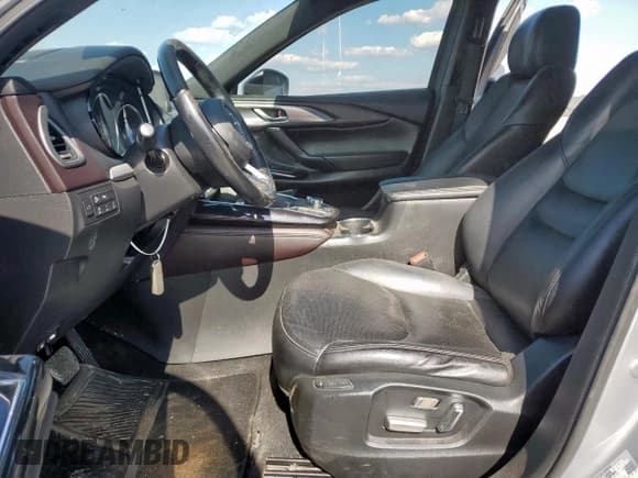 ✅ 2016 Mazda CX-9 Grand Touring • VIN: JM3TCBDY5G0119857 • Lot: 84290585. Wystawiony na Copart z przebiegiem 147 786 mil. Bezpłatny archiwum sprzedaży aukcyjnych z USA i szczegółowy raport historii pojazdu na DreamBid. Zdjęcie 7.