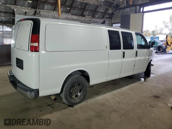 ✅ 2014 Chevrolet Express Passenger LT • VIN: 1GAZG1FG4E1187749 • Lot: 82086105. Wystawiony na Copart z przebiegiem 67 880 mil. Bezpłatny archiwum sprzedaży aukcyjnych z USA i szczegółowy raport historii pojazdu na DreamBid. Zdjęcie 3.