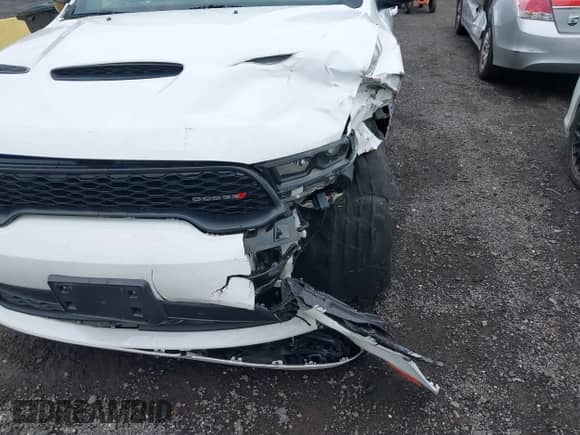 2022 Dodge Durango R/T with VIN 1C4SDJCT8NC105416, listed as a IAAI auction lot 42988581 with 27,043 mi miles and . Bid and sale history available at DreamBid. Image 18.