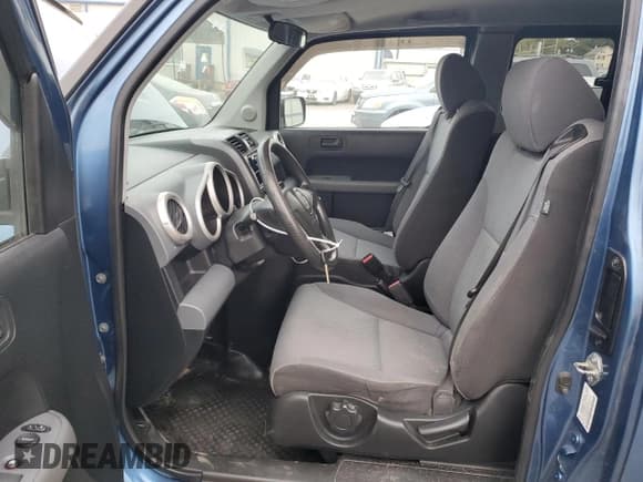 ✅ 2008 Honda Element • VIN: 5J6YH27318L004747 • Lot: 72595254. Listed on Copart with 204,756 mi. Free auction sales archive from the USA and detailed vehicle history report at DreamBid. Image 7.