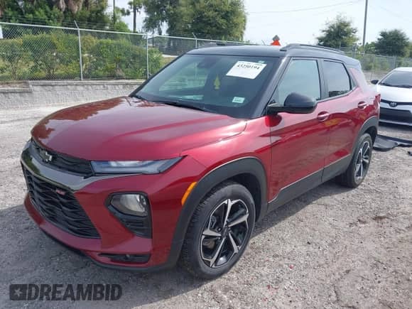 2022 Chevrolet TrailBlazer RS с VIN KL79MTSL1NB105952, выставлен на аукционе IAAI как лот 43250194 с пробегом 19 607 миль миль и . История ставок и продаж доступна на DreamBid. Изображение 2.