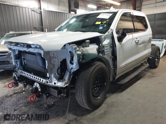 ✅ 2024 GMC Sierra 1500 AT4 • VIN: 3GTUUEEL9RG414568 • Лот: 42097802. Опубликован ранее на IAAI с пробегом 14 093 миль. Бесплатный доступ к архиву аукционных продаж из США и подробный отчёт об истории автомобиля на DreamBid. Изображение 2.