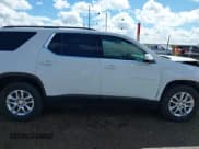 ✅ 2019 Chevrolet Traverse LT Cloth • VIN: 1GNERGKW9KJ201082 • Lot: 43286205. Wystawiony na IAAI z przebiegiem 101 797 mil. Bezpłatny archiwum sprzedaży aukcyjnych z USA i szczegółowy raport historii pojazdu na DreamBid. Zdjęcie 13.