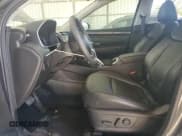 ✅ 2022 Hyundai Tucson SEL • VIN: 5NMJB3AE0NH046400 • Lot: 74744964. Wystawiony na Copart z przebiegiem 28 256 mil. Bezpłatny archiwum sprzedaży aukcyjnych z USA i szczegółowy raport historii pojazdu na DreamBid. Zdjęcie 7.