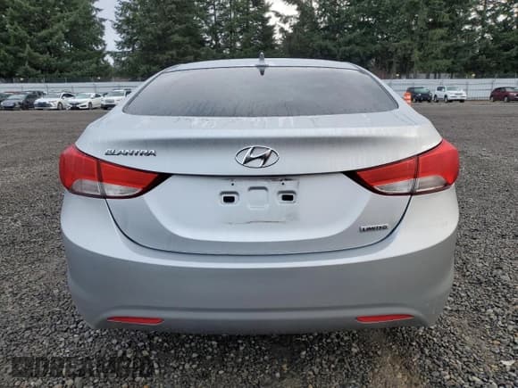 ✅ 2013 Hyundai Elantra Limited • VIN: 5NPDH4AE5DH225633 • Lot: 92301675. Listed on Copart with 113,124 mi. Free auction sales archive from the USA and detailed vehicle history report at DreamBid. Image 6.