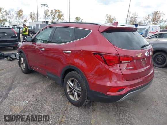 ✅ 2018 Hyundai Santa Fe 2.4L • VIN: 5XYZU3LB4JG500071 • Lot: 43533985. Listed on IAAI with 111,303 mi. Free auction sales archive from the USA and detailed vehicle history report at DreamBid. Image 3.