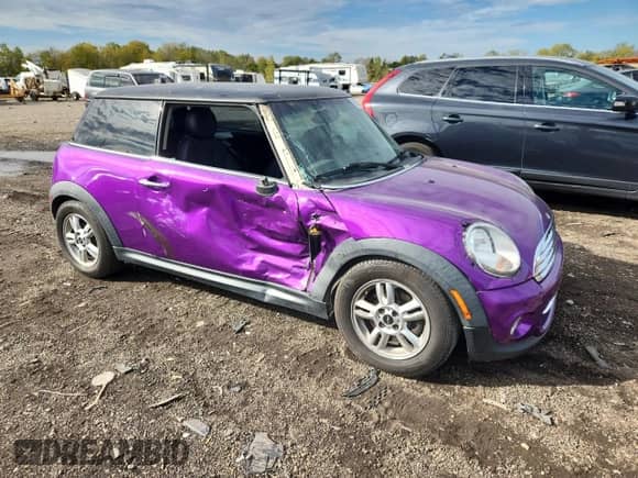 2013 MINI Hardtop with VIN WMWSU3C59DT687552, listed as a Copart auction lot 85378465 with 107,683 mi miles and Clean title. Bid and sale history available at DreamBid. Image 4.