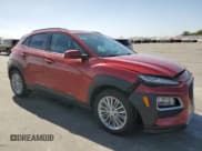 ✅ 2021 Hyundai Kona SEL Plus • VIN: KM8K6CAA1MU707876 • Лот: 72075133. Опубликован ранее на Copart с пробегом 54 567 миль. Бесплатный доступ к архиву аукционных продаж из США и подробный отчёт об истории автомобиля на DreamBid. Изображение 4.