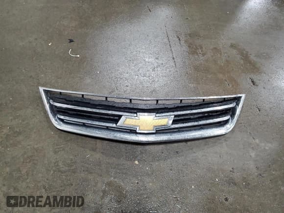 ✅ 2017 Chevrolet Impala LT • VIN: 1G1105S3XHU167858 • Лот: 61742204. Опубликован ранее на Copart с пробегом 108 209 миль. Бесплатный доступ к архиву аукционных продаж из США и подробный отчёт об истории автомобиля на DreamBid. Изображение 12.