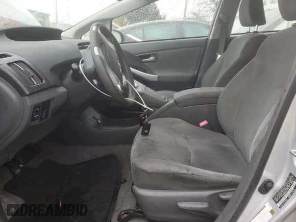 ✅ 2010 Toyota Prius III • VIN: JTDKN3DU8A0155776 • Лот: 90825715. Опубликован ранее на Copart с пробегом 220 799 миль. Бесплатный доступ к архиву аукционных продаж из США и подробный отчёт об истории автомобиля на DreamBid. Изображение 7.