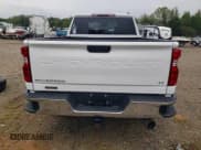 ✅ 2024 Chevrolet Silverado 2500HD LT • VIN: 1GC4YNEY7RF101276 • Lot: 82091005. Wystawiony na Copart z przebiegiem 45 100 mil. Bezpłatny archiwum sprzedaży aukcyjnych z USA i szczegółowy raport historii pojazdu na DreamBid. Zdjęcie 6.