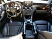 ✅ 2015 Mercedes-Benz C 400 • VIN: 55SWF6GB5FU048069 • Lot: 82463175. Wystawiony na Copart z przebiegiem 86 112 mil. Bezpłatny archiwum sprzedaży aukcyjnych z USA i szczegółowy raport historii pojazdu na DreamBid. Zdjęcie 8.