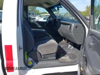 2006 Chevrolet Silverado 1500 Work Truck с VIN 3GCEC14V16G158148, выставлен на аукционе IAAI как лот 43312751 с пробегом 165 528 миль миль и . История ставок и продаж доступна на DreamBid. Изображение 5.