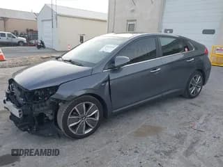 ✅ 2019 Hyundai Ioniq Limited • VIN: KMHC05LC8KU143043 • Lot: 41937241. Wystawiony na IAAI z przebiegiem 77 992 mil. Bezpłatny archiwum sprzedaży aukcyjnych z USA i szczegółowy raport historii pojazdu na DreamBid. Zdjęcie 2.