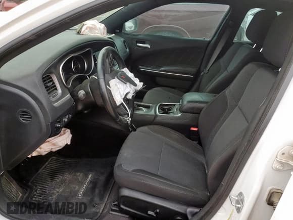 ✅ 2017 Dodge Charger SXT • VIN: 2C3CDXHG6HH553579 • Lot: 91736825. Wystawiony na Copart z przebiegiem 117 272 mil. Bezpłatny archiwum sprzedaży aukcyjnych z USA i szczegółowy raport historii pojazdu na DreamBid. Zdjęcie 7.