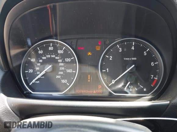 ✅ 2010 BMW 1 Series 128i • VIN: WBAUN1C52AVH81995 • Lot: 42359298. Listed on IAAI with 137,443 mi. Free auction sales archive from the USA and detailed vehicle history report at DreamBid. Image 7.