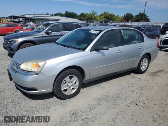 2004 Chevrolet Malibu z VIN 1G1ZS52F74F242814, wystawiony jako Copart lot #66764714 z przebiegiem 228 578 mil mil oraz Czysty tytuł • Clean title. Historia ofert i sprzedaży dostępna na DreamBid. Obrazek 1.