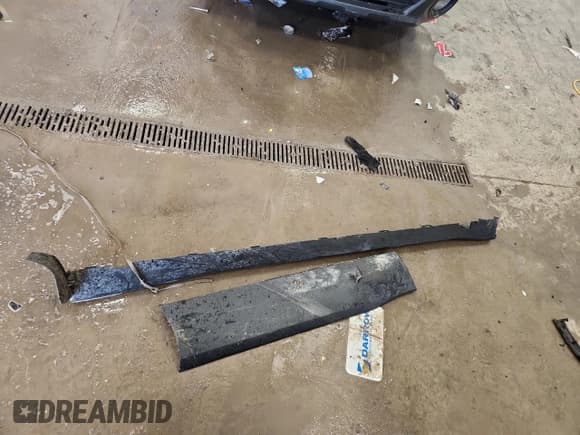 ✅ 2019 Ford Explorer XLT • VIN: 1FM5K7D85KGA39178 • Лот: 85926425. Опубликован ранее на Copart с пробегом 160 631 миль. Бесплатный доступ к архиву аукционных продаж из США и подробный отчёт об истории автомобиля на DreamBid. Изображение 13.