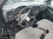 ✅ 2001 GMC Sonoma SL • VIN: 1GTCS14581K143450 • Лот: 67524905. Опубликован ранее на Copart с пробегом Не указан. Бесплатный доступ к архиву аукционных продаж из США и подробный отчёт об истории автомобиля на DreamBid. Изображение 8.