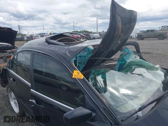 ✅ 2001 BMW 3 Series 330i • VIN: WBAAV53451FT02137 • Lot: 42299879. Listed on IAAI with Not provided. Free auction sales archive from the USA and detailed vehicle history report at DreamBid. Image 11.