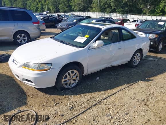 2001 Honda Accord EX с VIN 1HGCG22581A016294, выставлен на аукционе IAAI как лот 42651031 с пробегом 167 045 миль миль и . История ставок и продаж доступна на DreamBid. Изображение 19.