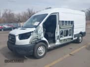 ✅ 2020 Ford Transit Cargo • VIN: 1FTBR2CG1LKB43034 • Lot: 41668193. Wystawiony na IAAI z przebiegiem 56 827 mil. Bezpłatny archiwum sprzedaży aukcyjnych z USA i szczegółowy raport historii pojazdu na DreamBid. Zdjęcie 2.