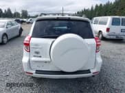 ✅ 2011 Toyota RAV4 • VIN: 2T3ZF4DV3BW105701 • Lot: 43007464. Listed on IAAI with 204,168 mi. Free auction sales archive from the USA and detailed vehicle history report at DreamBid. Image 16.