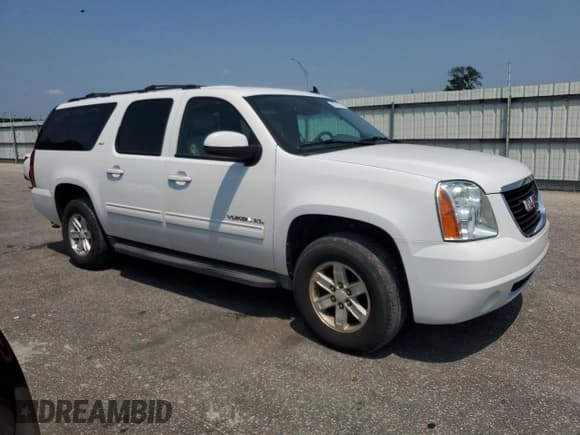 ✅ 2014 GMC Yukon XL SLT • VIN: 1GKS1KE04ER224261 • Lot: 62372575. Listed on Copart with 213,499 mi. Free auction sales archive from the USA and detailed vehicle history report at DreamBid. Image 4.