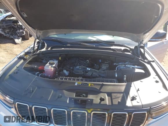 ✅ 2023 Jeep Grand Cherokee Limited • VIN: 1C4RJJBG7P8890285 • Лот: 43561786. Опубликован ранее на IAAI с пробегом 65 259 миль. Бесплатный доступ к архиву аукционных продаж из США и подробный отчёт об истории автомобиля на DreamBid. Изображение 10.