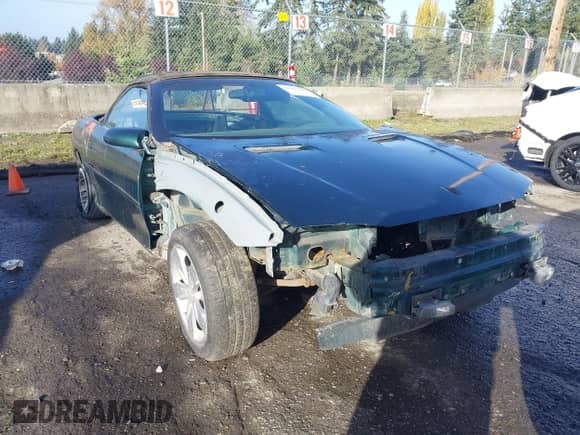 1997 Chevrolet Camaro с VIN 2G1FP32K8V2130290, выставлен на аукционе IAAI как лот 43553309 с пробегом Не указан миль и . История ставок и продаж доступна на DreamBid. Изображение 6.