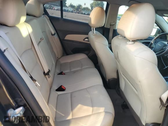 ✅ 2014 Chevrolet Cruze 2LT • VIN: 1G1PE5SB9E7372858 • Lot: 70958125. Listed on Copart with 114,063 mi. Free auction sales archive from the USA and detailed vehicle history report at DreamBid. Image 10.