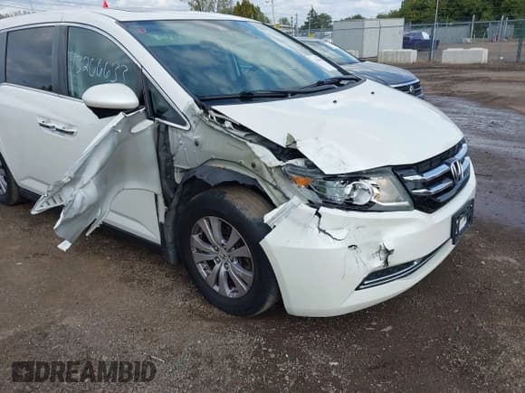✅ 2015 Honda Odyssey EX-L • VIN: 5FNRL5H68FB126878 • Lot: 43266633. Listed on IAAI with 143,547 mi. Free auction sales archive from the USA and detailed vehicle history report at DreamBid. Image 6.