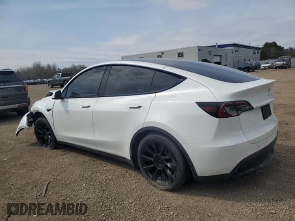 ✅ 2022 Tesla Model Y Long Range • VIN: 7SAYGDEE0NF532502 • Lot: 54683555. Wystawiony na Copart z przebiegiem 44 359 mil. Bezpłatny archiwum sprzedaży aukcyjnych z USA i szczegółowy raport historii pojazdu na DreamBid. Zdjęcie 2.