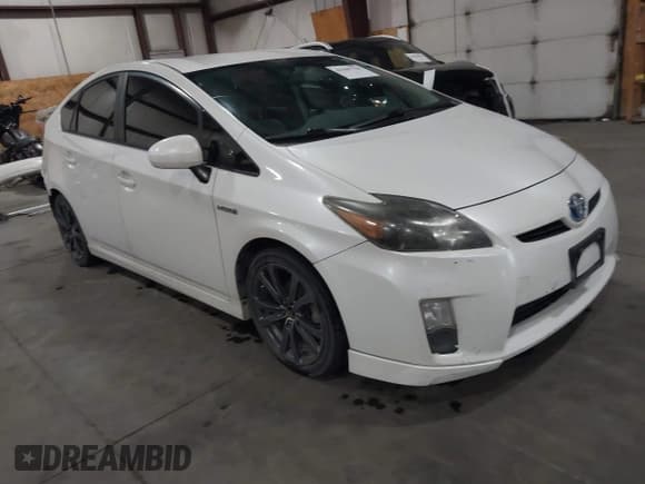 ✅ 2011 Toyota Prius II • VIN: JTDKN3DU2B0325177 • Lot: 43305758. Listed on IAAI with 216,314 mi. Free auction sales archive from the USA and detailed vehicle history report at DreamBid. Image 1.