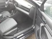 ✅ 2025 Volkswagen Jetta SE • VIN: 3VW7X7BU4SM082847 • Лот: 43635053. Опубликован ранее на IAAI с пробегом 6 375 миль. Бесплатный доступ к архиву аукционных продаж из США и подробный отчёт об истории автомобиля на DreamBid. Изображение 5.