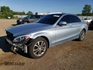 ✅ 2016 Mercedes-Benz C 300 • VIN: 55SWF4KB5GU103083 • Lot: 65768035. Wystawiony na Copart z przebiegiem 124 533 mil. Bezpłatny archiwum sprzedaży aukcyjnych z USA i szczegółowy raport historii pojazdu na DreamBid. Zdjęcie 1.