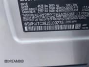 ✅ 2018 BMW X1 sDrive28i • VIN: WBXHU7C38J5L09275 • Lot: 43617091. Listed on IAAI with 41,300 mi. Free auction sales archive from the USA and detailed vehicle history report at DreamBid. Image 9.