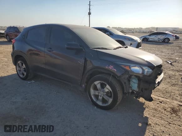 ✅ 2018 Honda HR-V LX • VIN: 3CZRU5H34JM718375 • Lot: 86284065. Listed on Copart with 67,103 mi. Free auction sales archive from the USA and detailed vehicle history report at DreamBid. Image 4.
