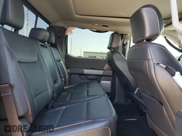 ✅ 2023 Ford F-350 XL • VIN: 1FT8W3BM5PED76306 • Лот: 64265284. Опубликован ранее на Copart с пробегом 40 500 миль. Бесплатный доступ к архиву аукционных продаж из США и подробный отчёт об истории автомобиля на DreamBid. Изображение 11.