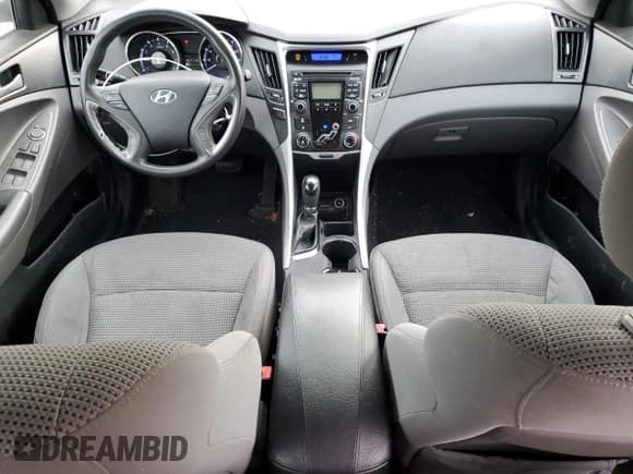 ✅ 2011 Hyundai Sonata GLS • VIN: 5NPEB4AC8BH032071 • Lot: 77224774. Listed on Copart with 264,216 mi. Free auction sales archive from the USA and detailed vehicle history report at DreamBid. Image 8.