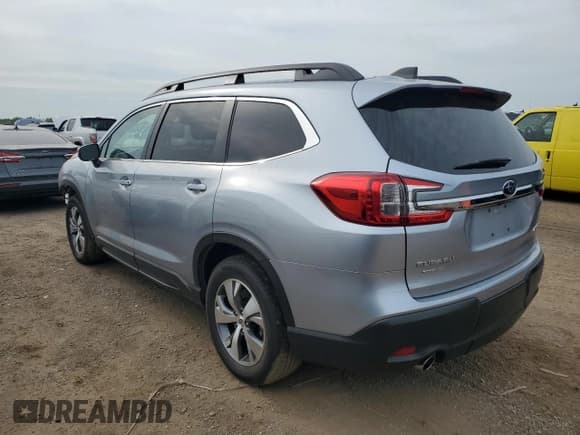 ✅ 2023 Subaru Ascent Premium • VIN: 4S4WMABD5P3410303 • Лот: 65518575. Опубликован ранее на Copart с пробегом 49 665 миль. Бесплатный доступ к архиву аукционных продаж из США и подробный отчёт об истории автомобиля на DreamBid. Изображение 2.