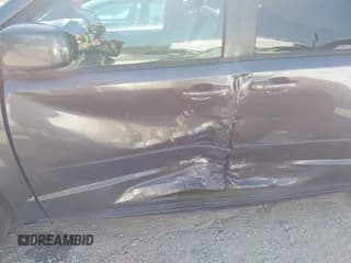 ✅ 2015 Dodge Grand Caravan R/T • VIN: 2C4RDGEG2FR612158 • Lot: 43181506. Wystawiony na IAAI z przebiegiem 132 970 mil. Bezpłatny archiwum sprzedaży aukcyjnych z USA i szczegółowy raport historii pojazdu na DreamBid. Zdjęcie 6.